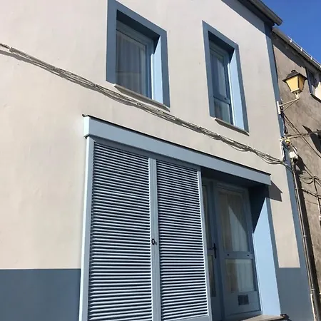 Turisticos Casa Dina 아파트